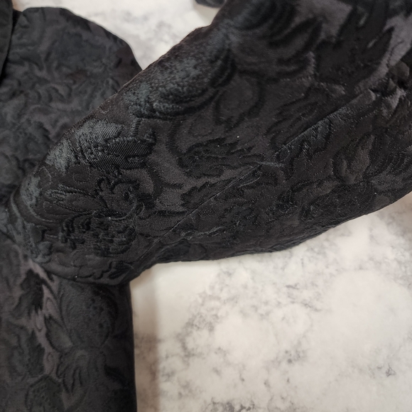 Dolce & Gabbana Black Jacquard Ruffled Bolero Jacket & Ruffle Shorts Set - Picture 7 of 15